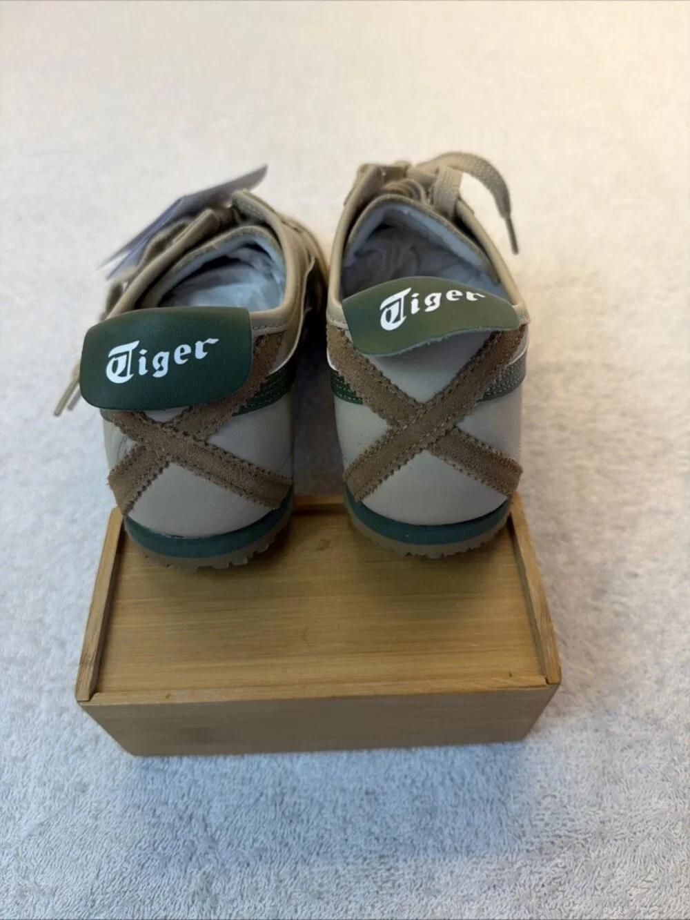 Onitsuka Tiger Mexico 66 Men Sz 8 Beige/Grass Green New in Box